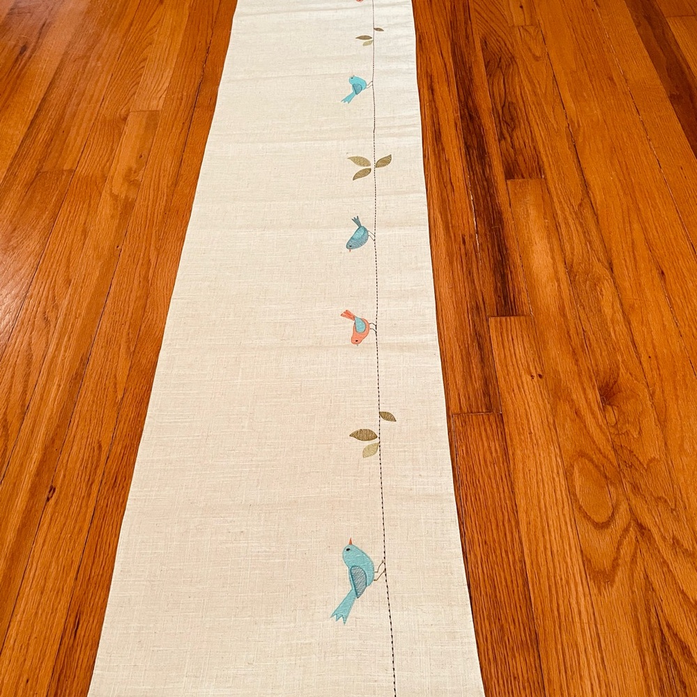 Linen Embroidered Table Runner - Picture 2 of 7
